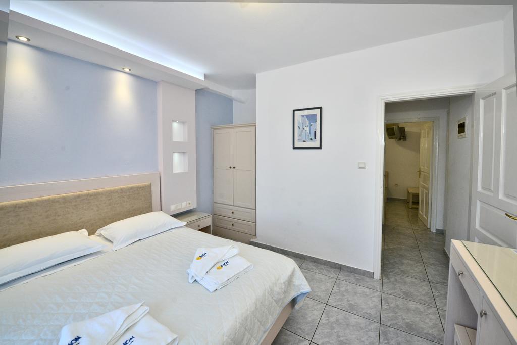 Naxos City Ilion Hotel الغرفة الصورة